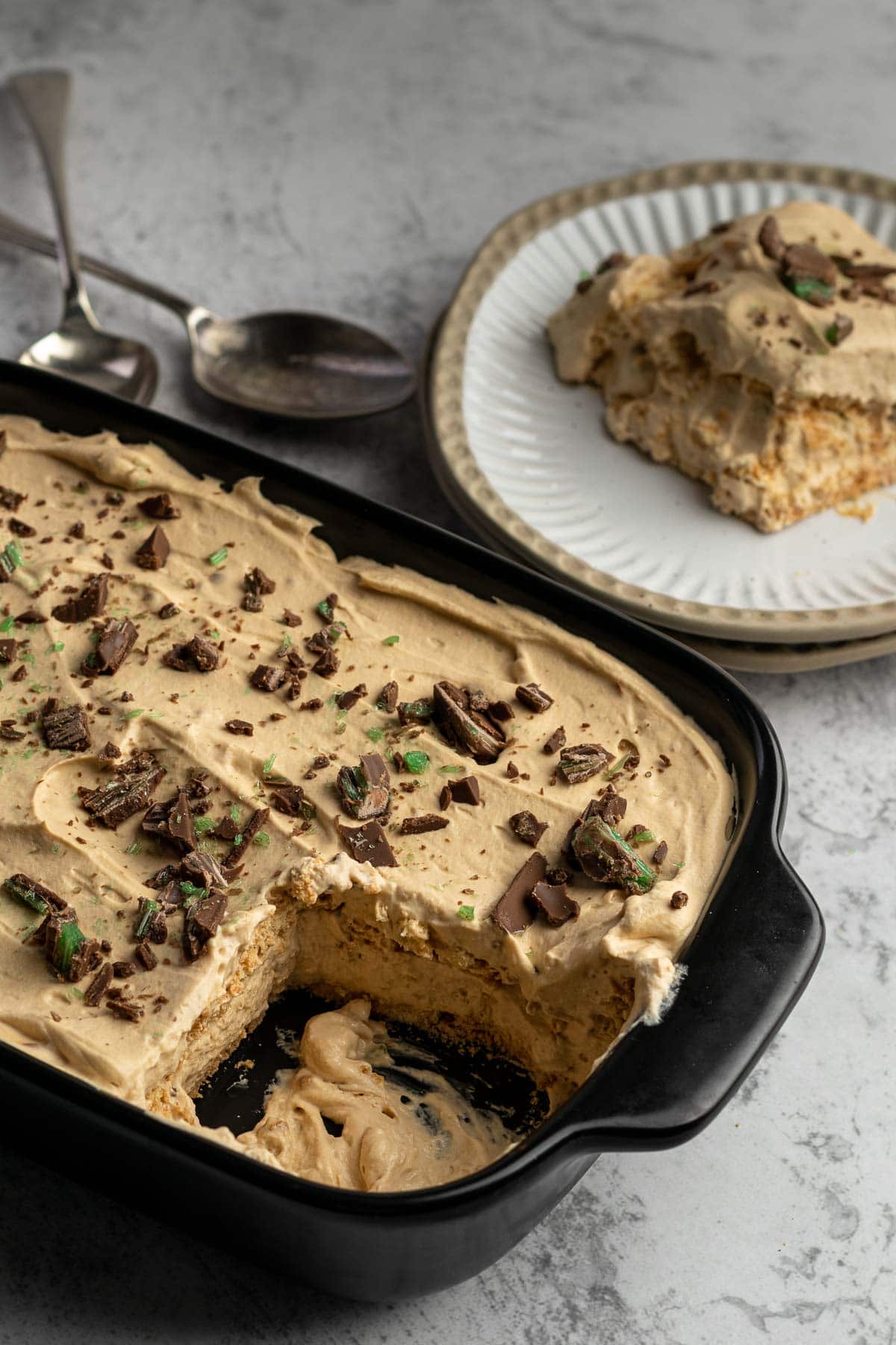 Peppermint Crisp Dessert (22cm Round)